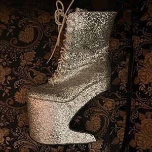 Bettie Page Silver Glitter platform stripper exotic dancer lace up boots
